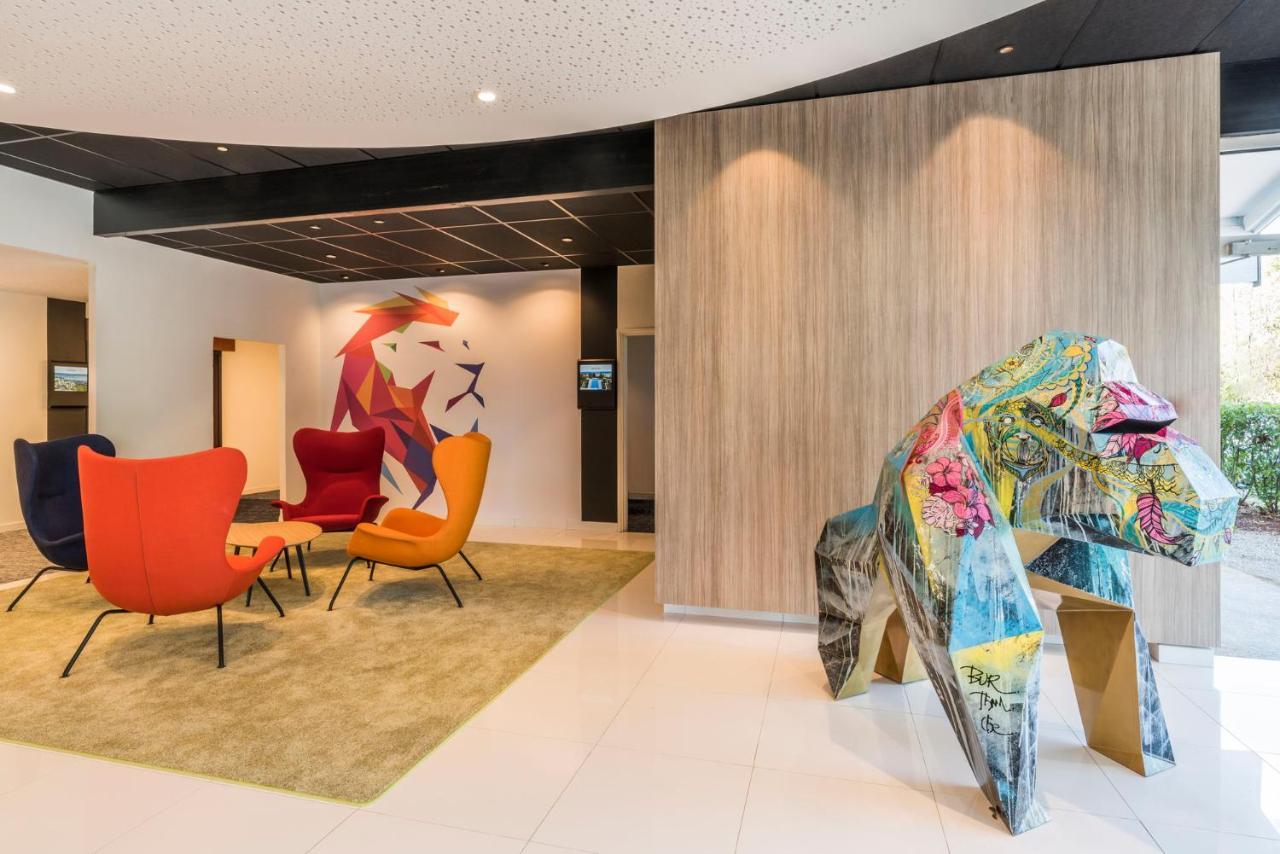 Novotel Lyon Bron Meeting & Events Esterno foto
