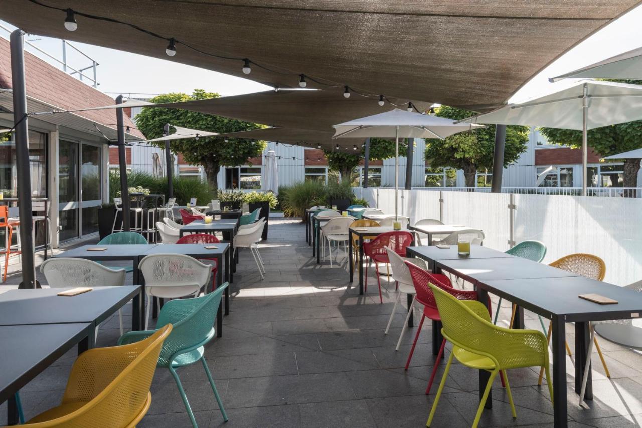Novotel Lyon Bron Meeting & Events Esterno foto